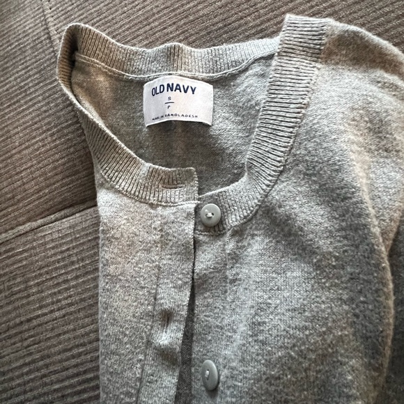 Old Navy Grey Cardigan - Picture 2 of 2